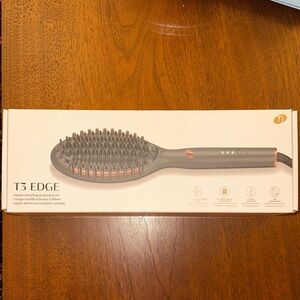 New in Box - T3 Edge Styling Brush in Black and Rose Gold